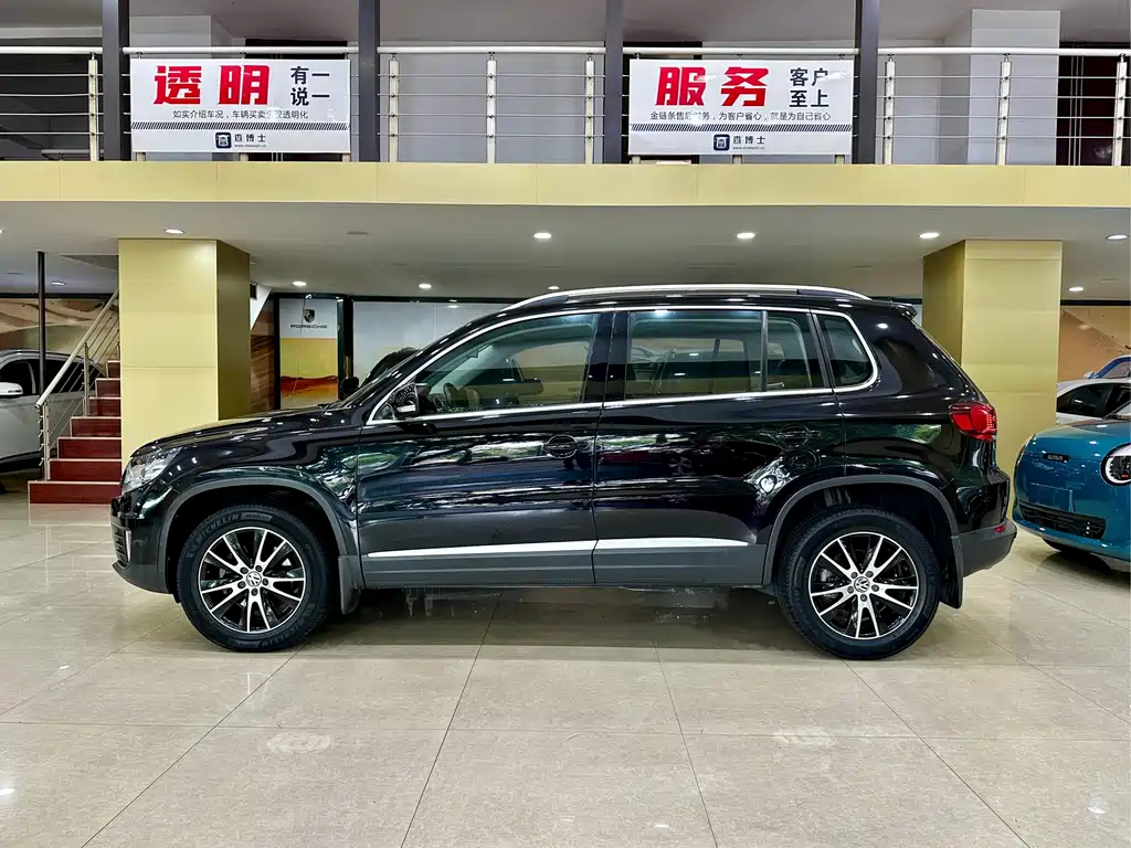 Volkswagen Tiguan 2016 300TSI AT Luxury