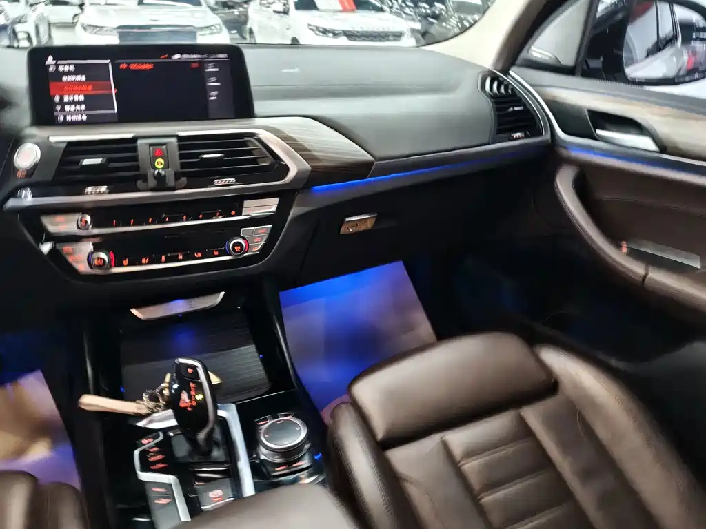 BMW X3 — миниатюра 14