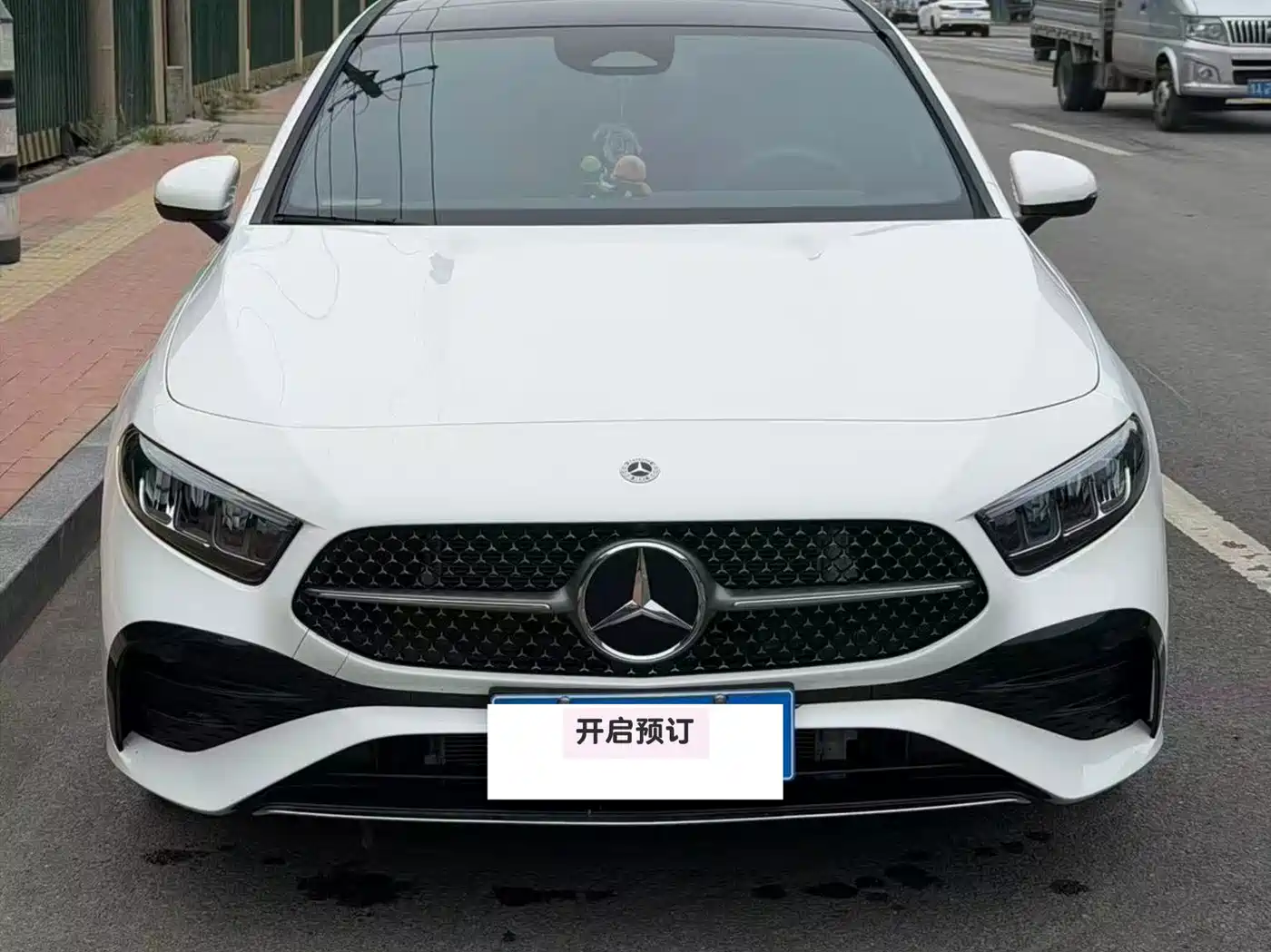 奔驰A级 2024款 改款 A 200 L 时尚型 2024