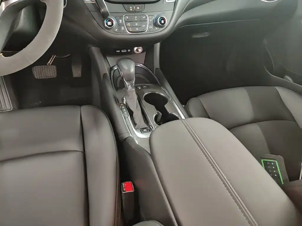 Chevrolet Malibu XL — миниатюра 14