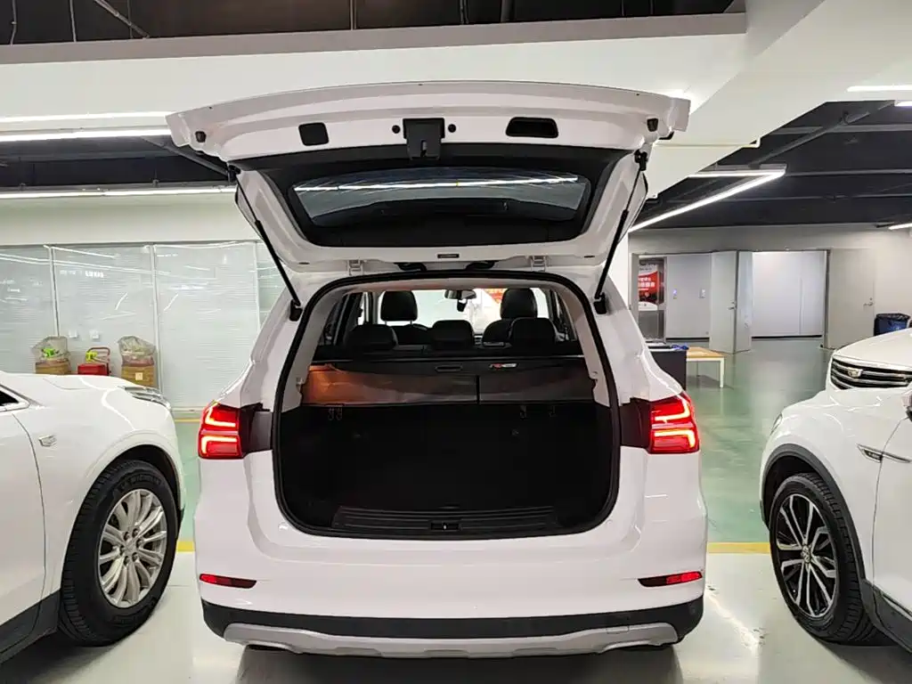 Roewe RX5 — миниатюра 19