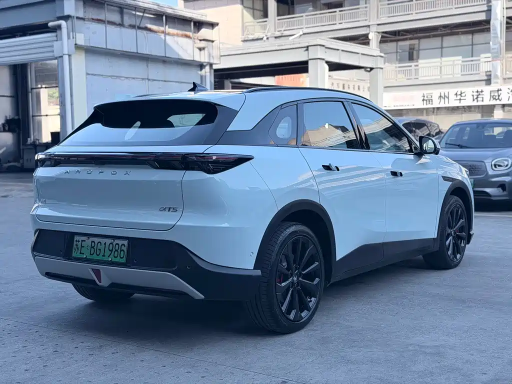 ARCFOX Alpha T5 — миниатюра 6