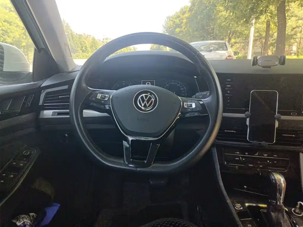 Volkswagen Bora — миниатюра 6