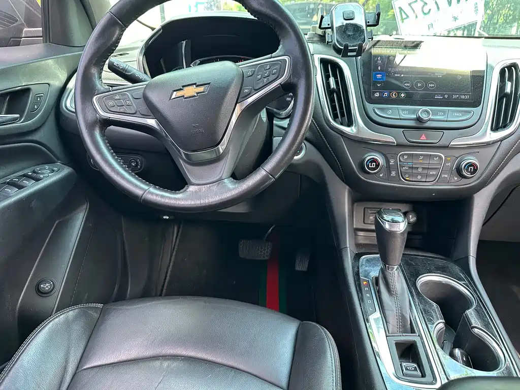 Chevrolet Equinox — миниатюра 10