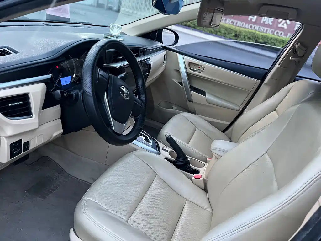 Toyota Corolla — миниатюра 4
