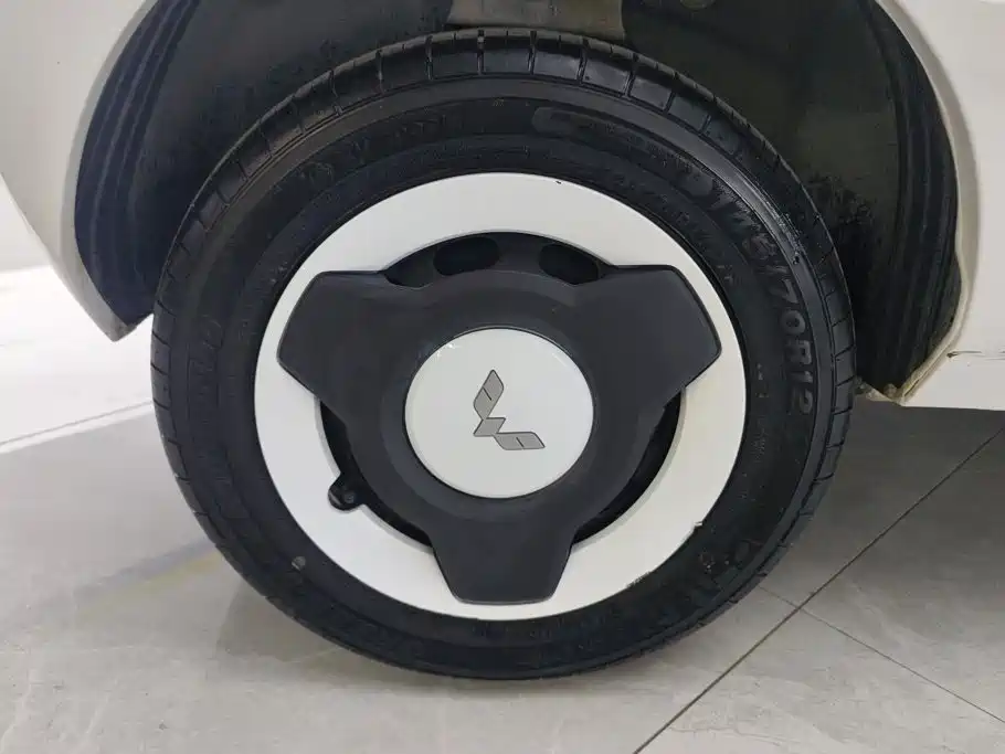 Wuling MINIEV — миниатюра 6