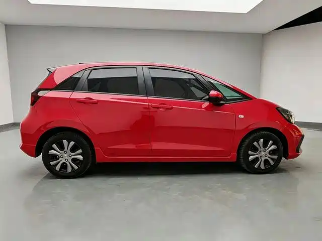 Honda Fit — миниатюра 12