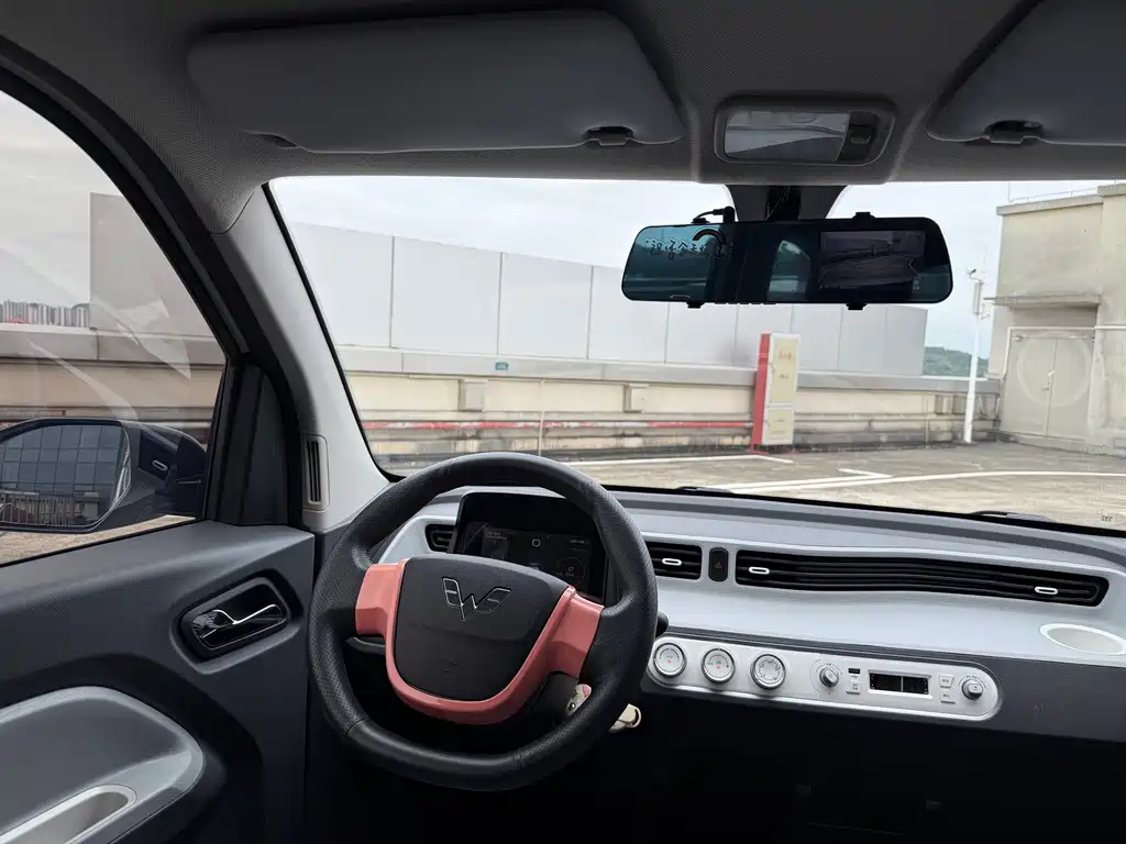 Wuling MINIEV — миниатюра 17