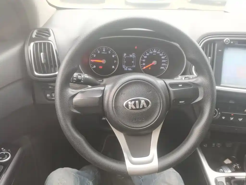 Kia KX3 — миниатюра 11