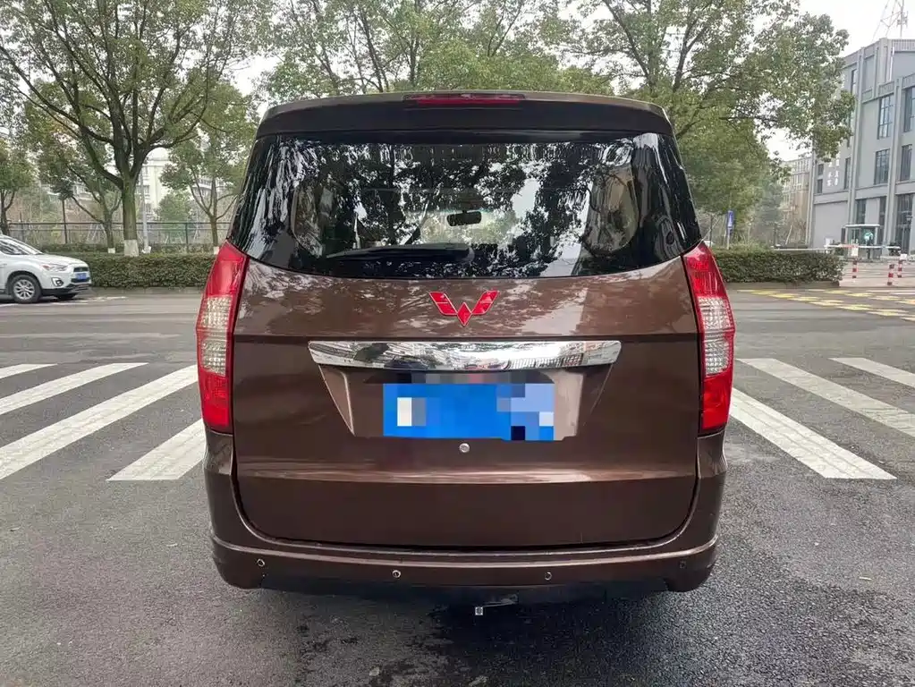 Wuling Hongguang — миниатюра 9