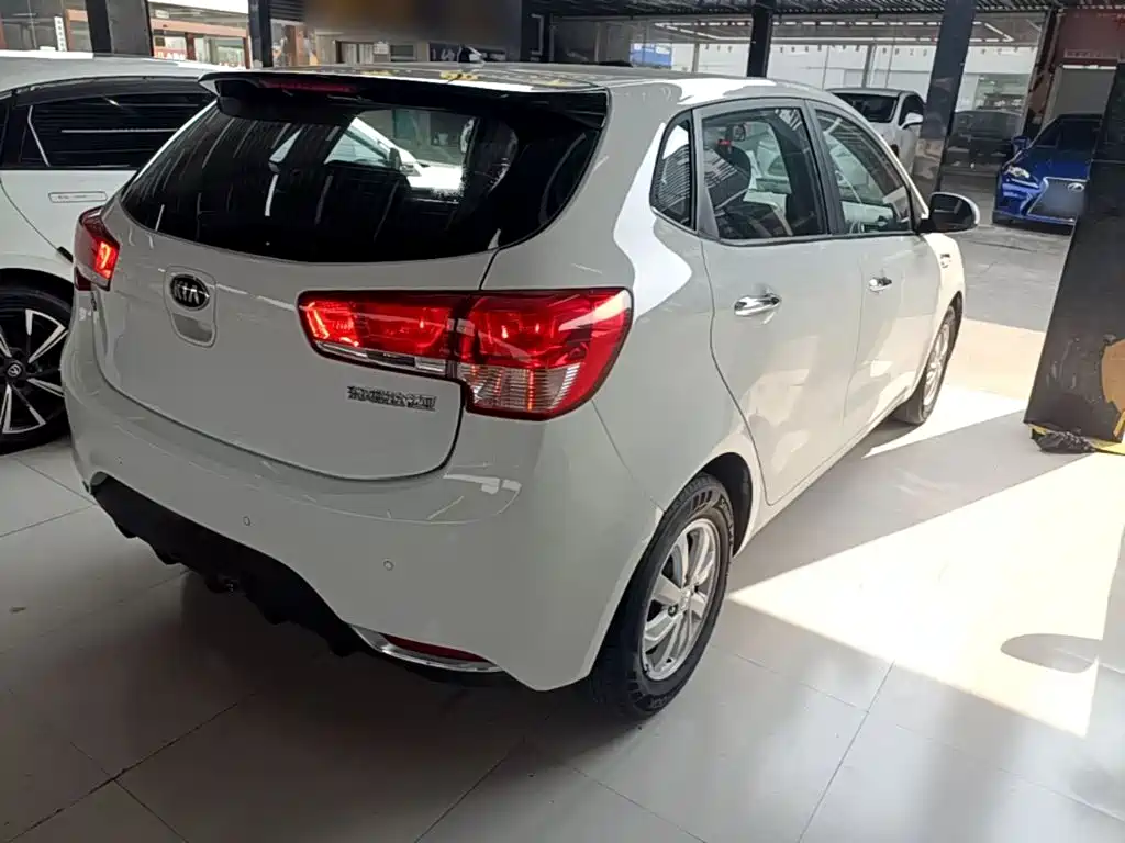 Kia K2 — миниатюра 7