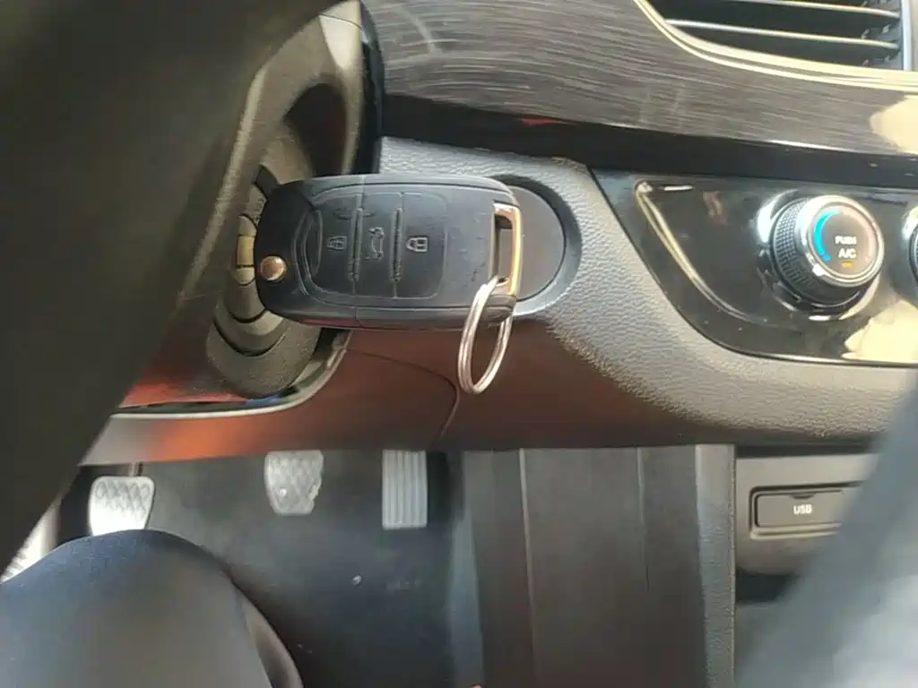 Baojun 310 — миниатюра 9