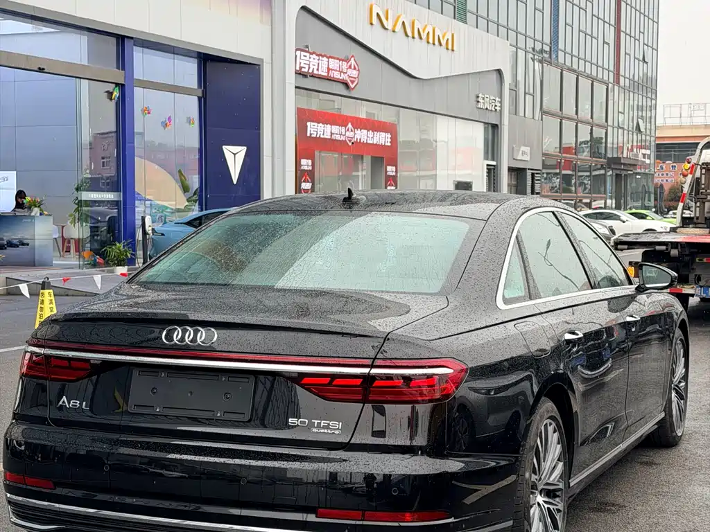 Audi A8 2025 A8L 50 TFSI quattro