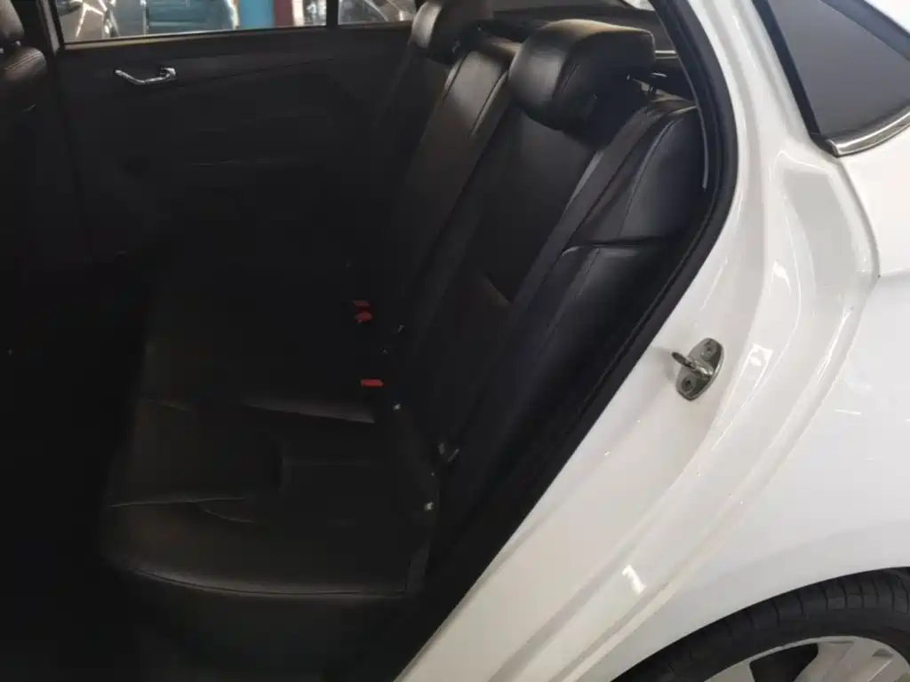Chery Arrizo 5 — миниатюра 17
