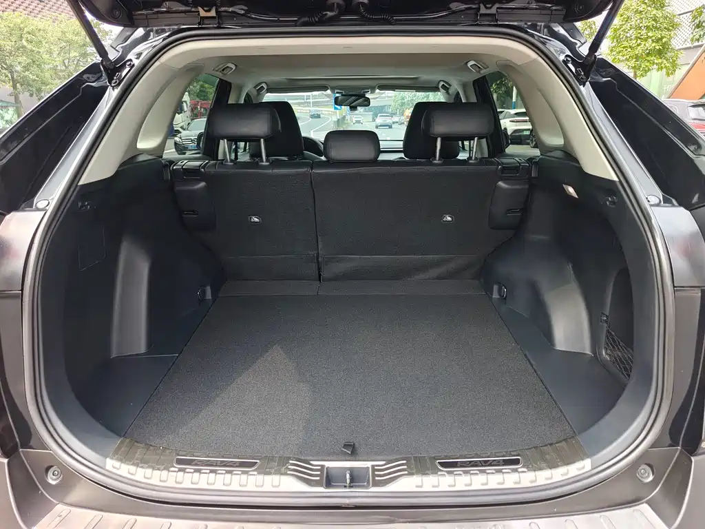 Toyota RAV4 — миниатюра 21