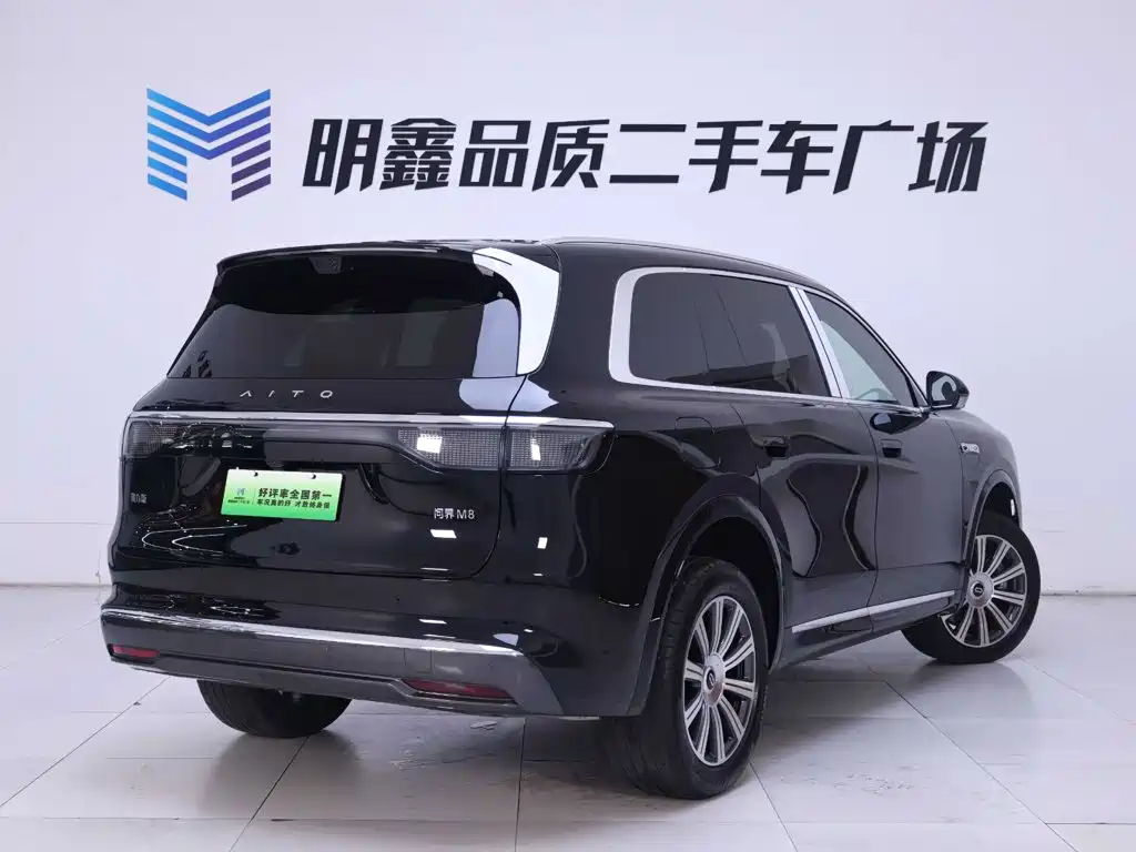 Aito M8 2025 Max+ 53.4kWh 6 мест (192 ）