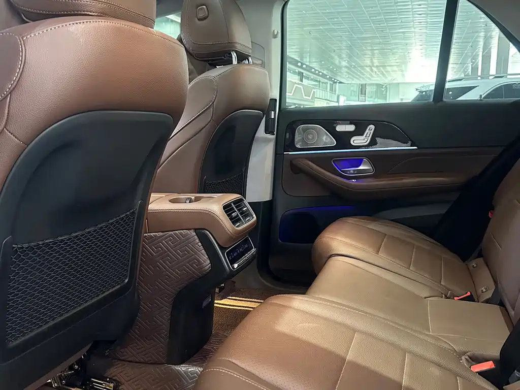 Mercedes-Benz GLE (Import) — миниатюра 6
