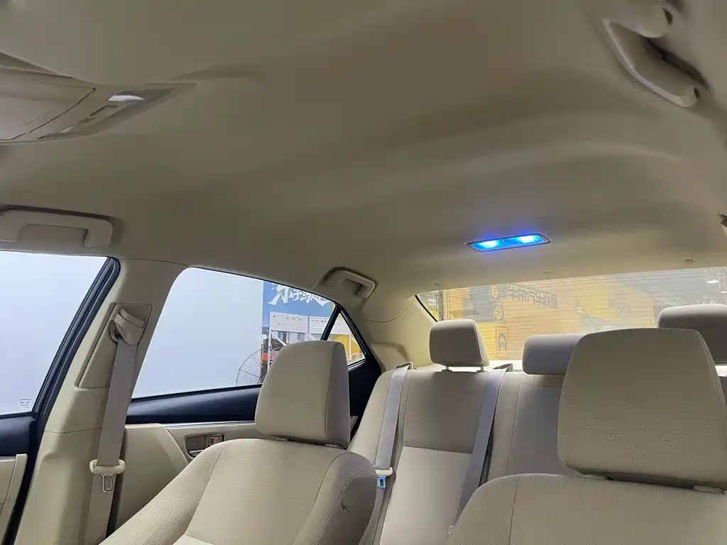 Toyota Corolla — миниатюра 15