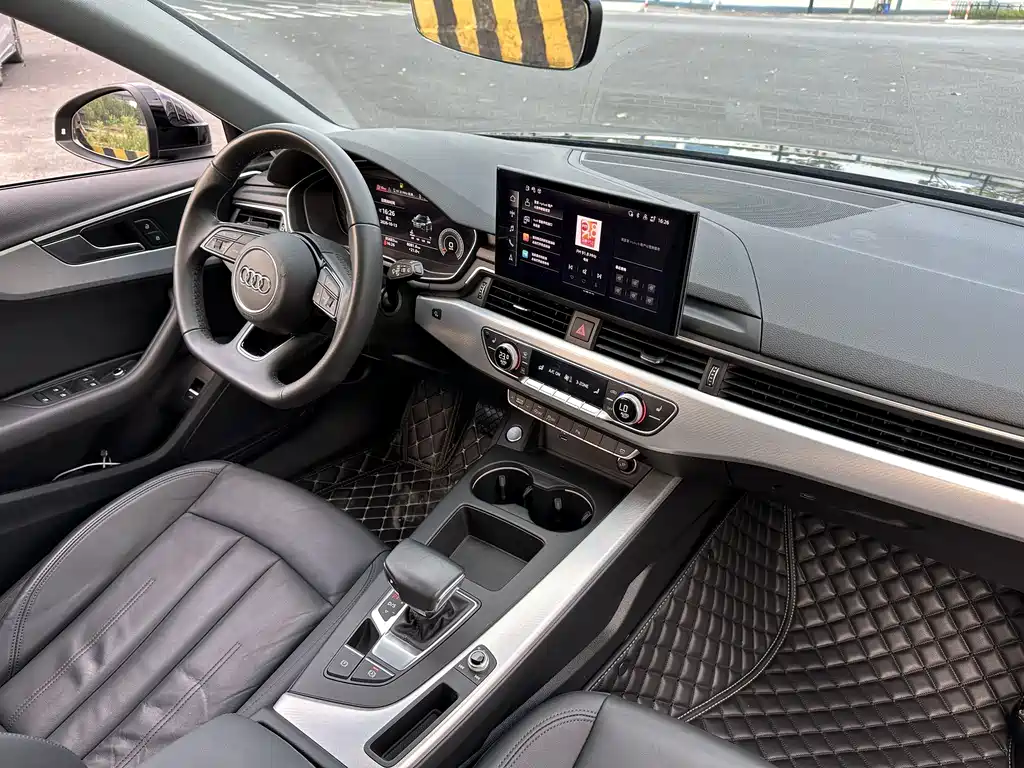 Audi A4 (Import) — миниатюра 12
