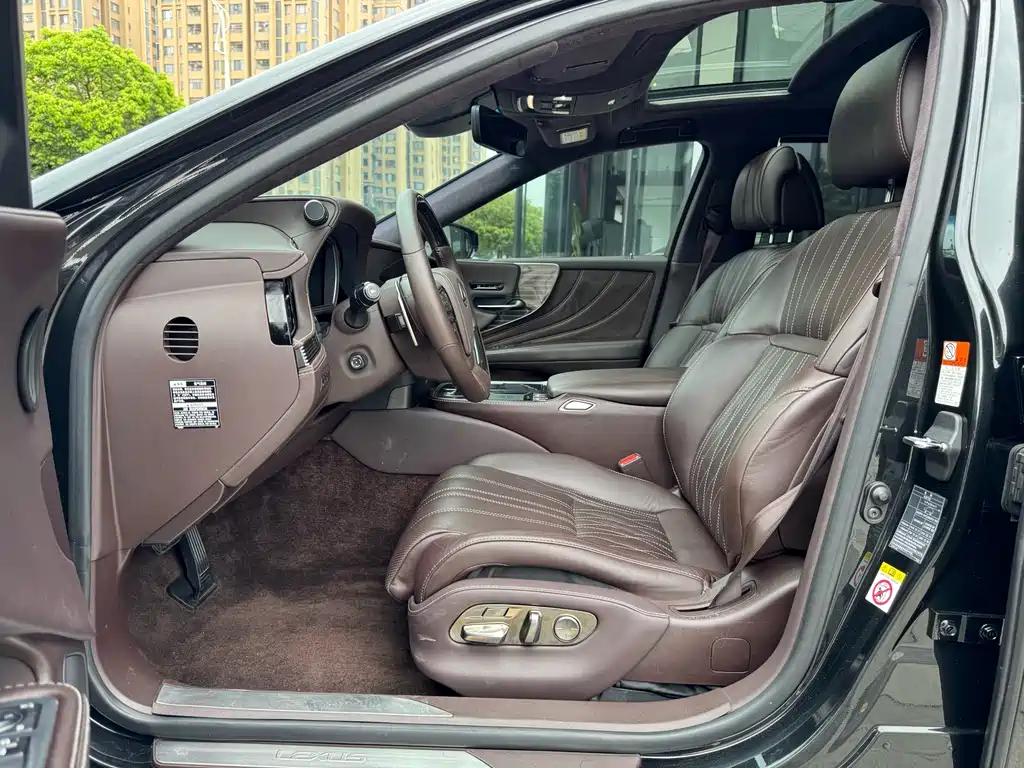 Lexus LS 2018 350 Luxury V