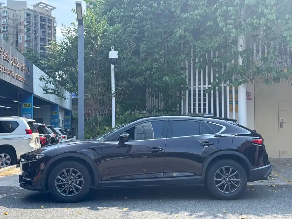 Mazda CX-4 — миниатюра 4