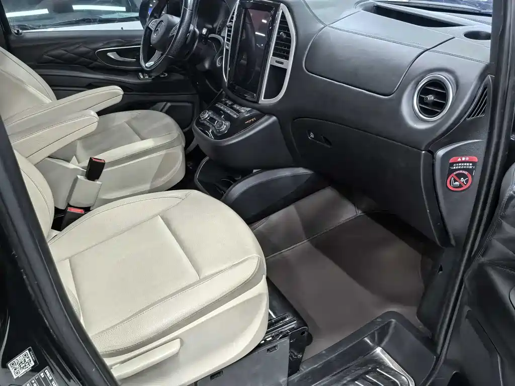 Mercedes-Benz Vito 2016 2.0T Elite