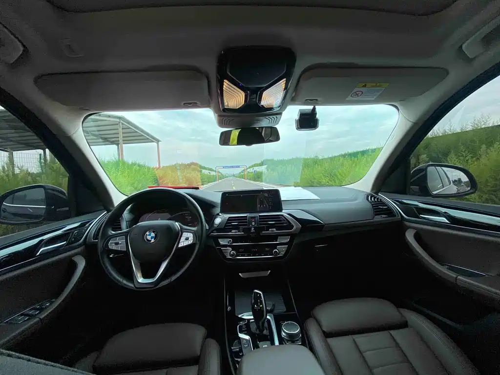 BMW X3 — миниатюра 9