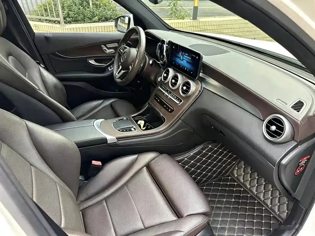 Mercedes-Benz GLC — миниатюра 8