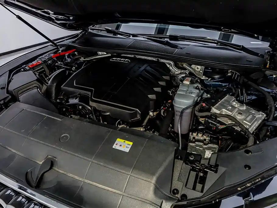 Audi A7L 2024 45TFSI S-line
