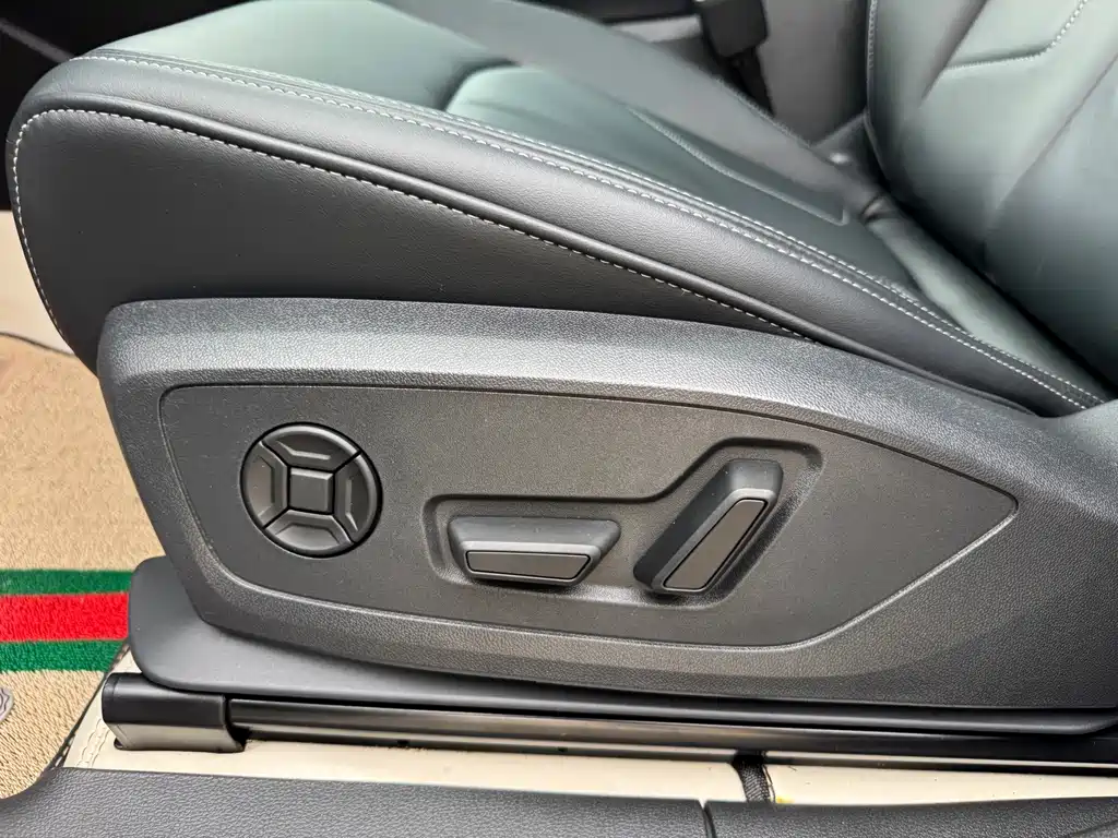Audi Q3 — миниатюра 15