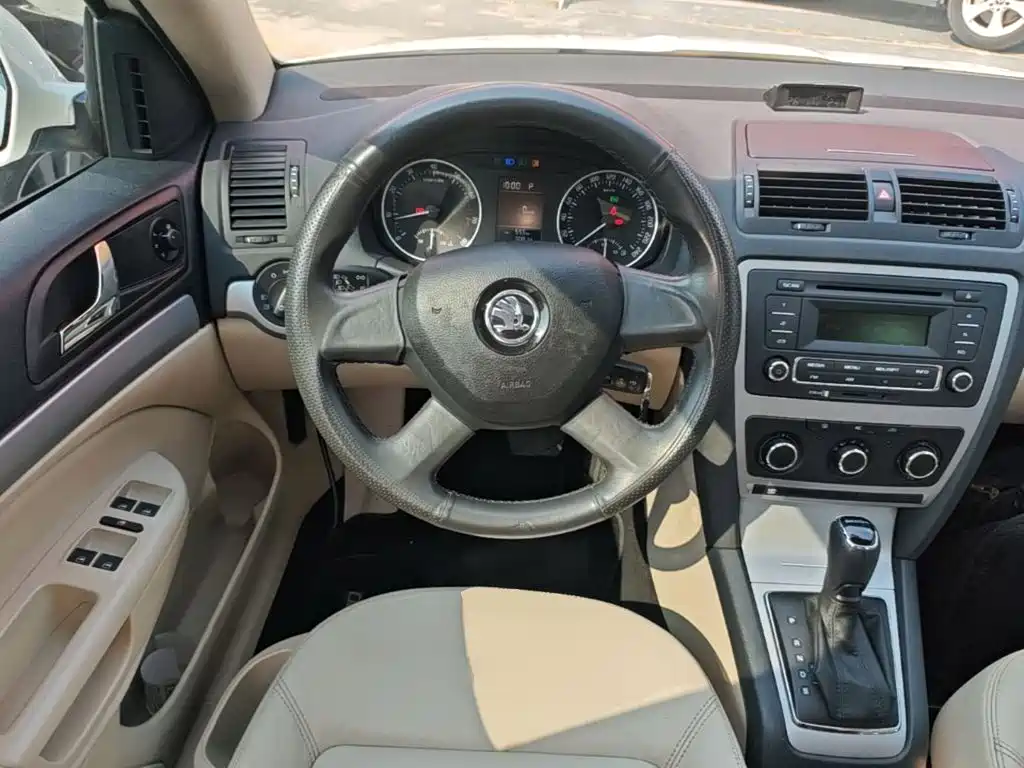 Skoda Octavia — миниатюра 11