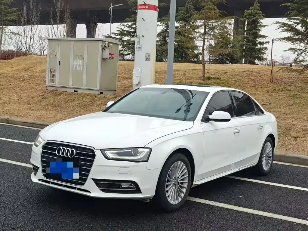 Audi A4L 2016