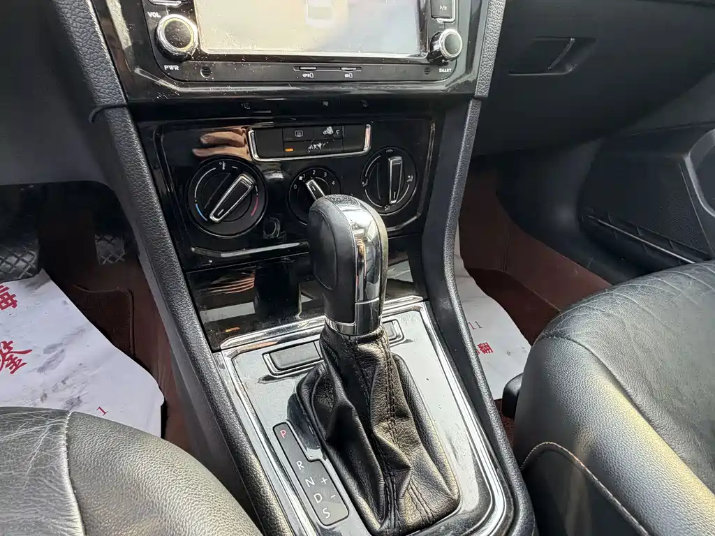 Volkswagen Bora — миниатюра 11