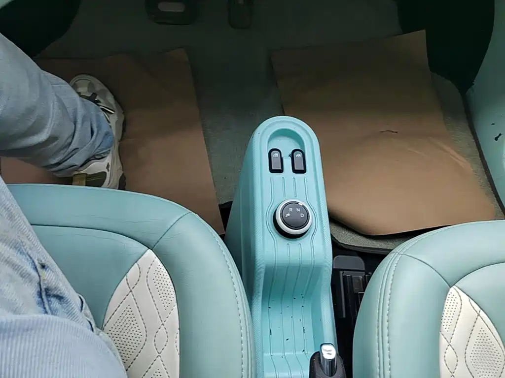 Wuling MINIEV — миниатюра 14