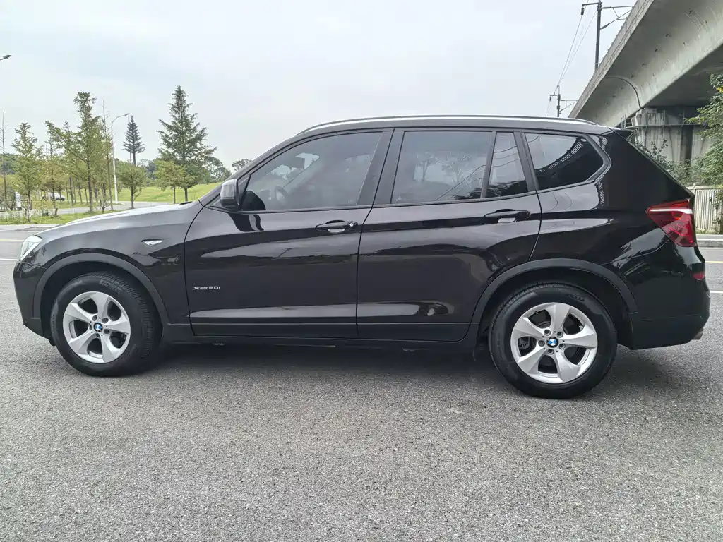 BMW X3 (Import) — миниатюра 3