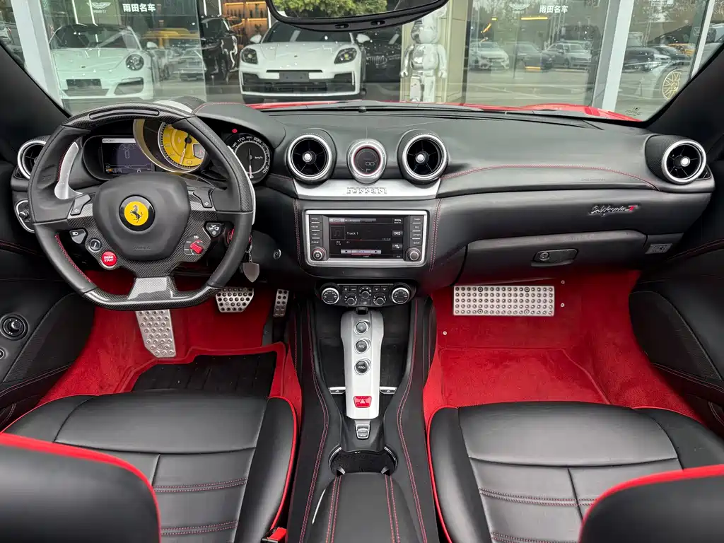 Ferrari California T — миниатюра 8