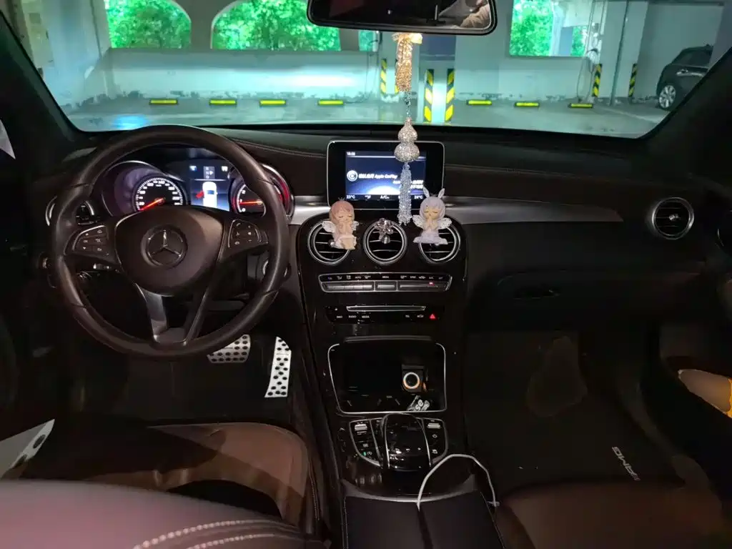 Mercedes-Benz GLC 2018 GLC 260 4MATIC Luxury
