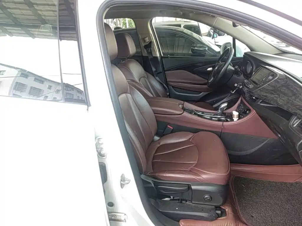 Buick Envision Plus — миниатюра 25