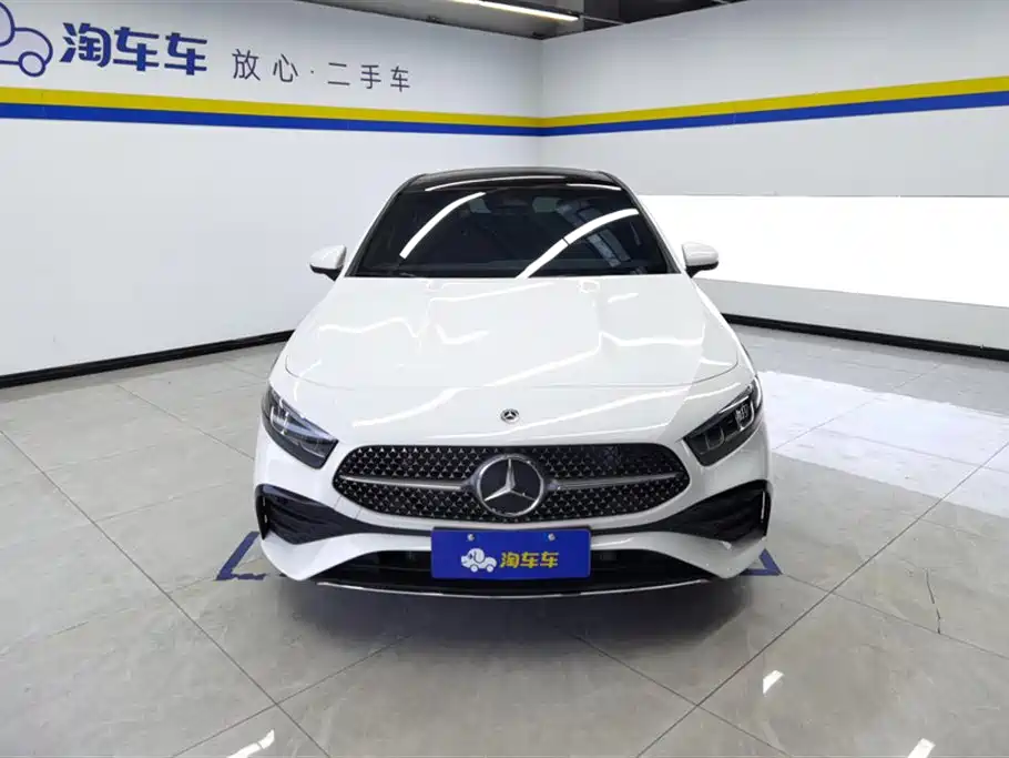 Mercedes-Benz A-Class A 2024 A 200 L Fashion