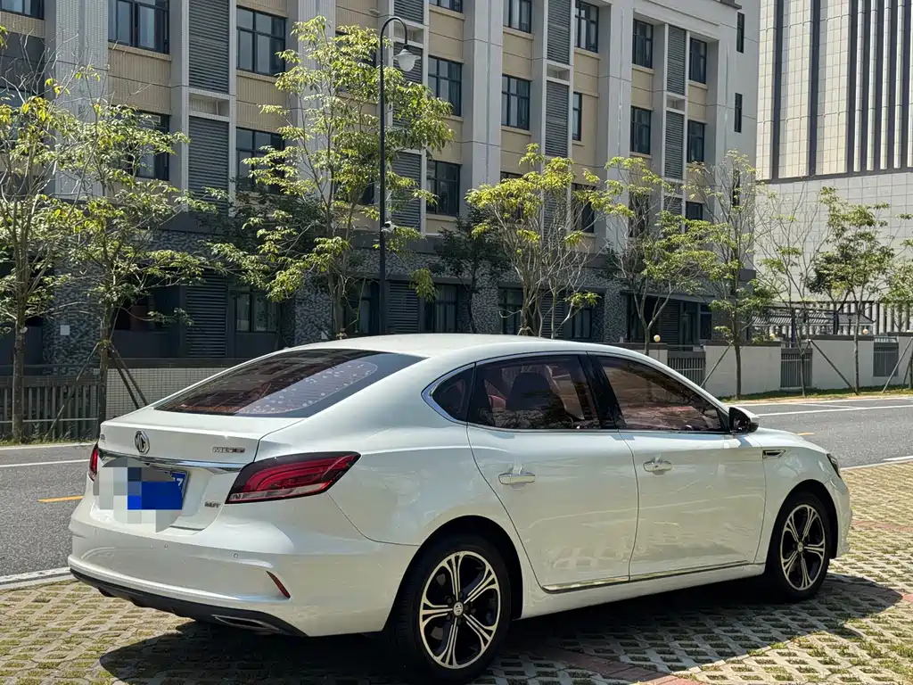 MG MG6 — миниатюра 7