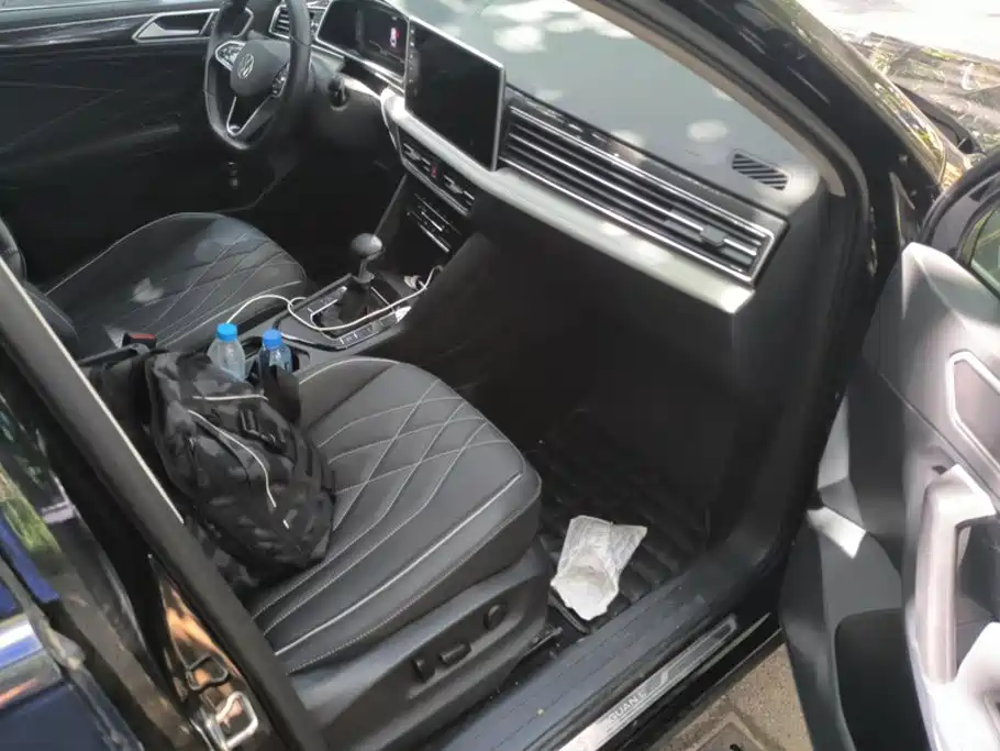 Volkswagen Tiguan L L 2023 300TSI AT Smart