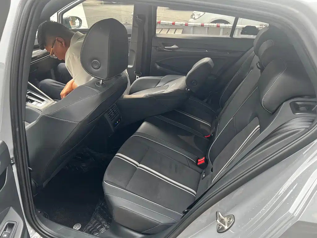 Volkswagen Golf — миниатюра 15