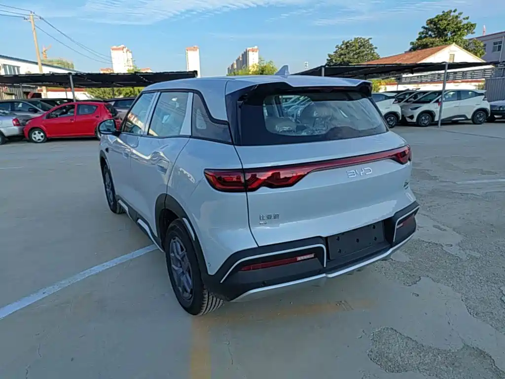 BYD Yuan UP — миниатюра 5