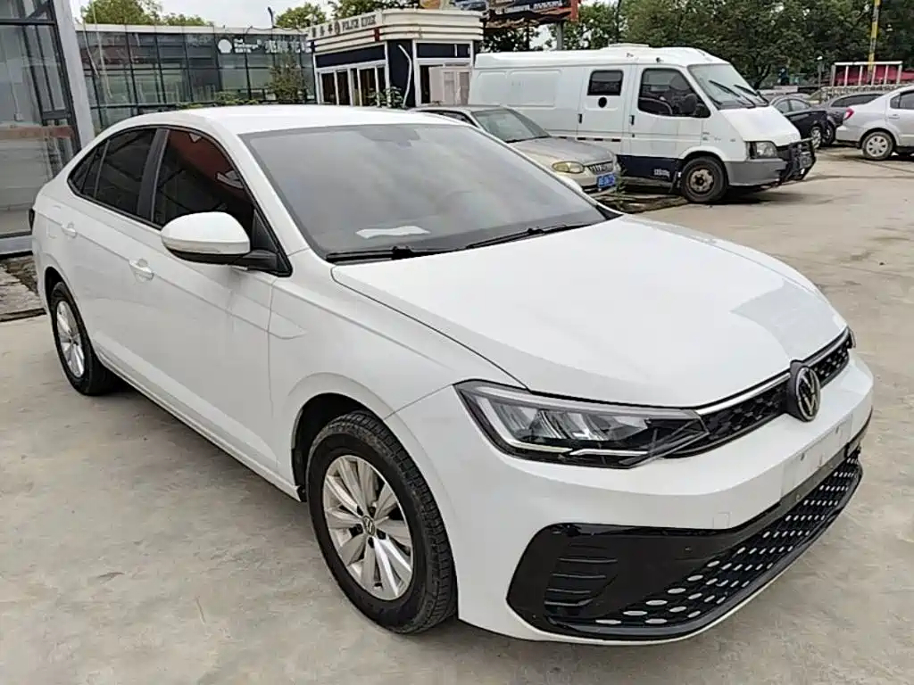 Volkswagen Lavida — миниатюра 4