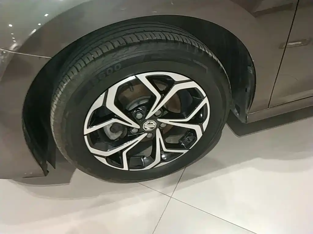 MG MG5 — миниатюра 23