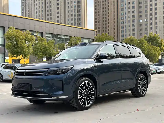 HONGMENG ZHIXING ASK THE WORLD M7 2024