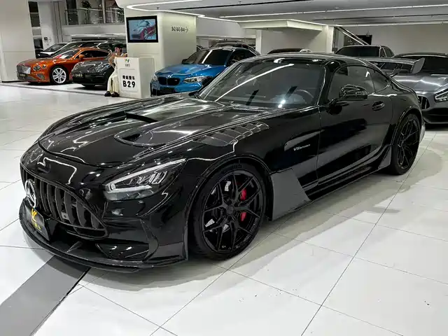 MERCEDES-BENZ AMG GT 2022