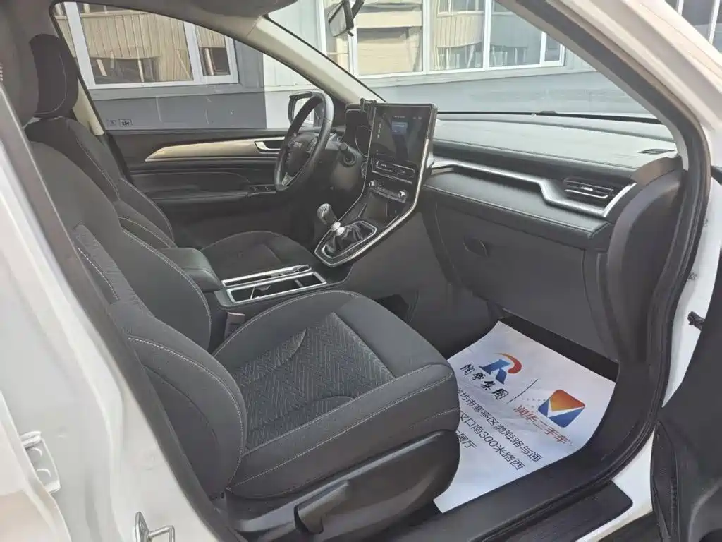 Haval M6 — миниатюра 9