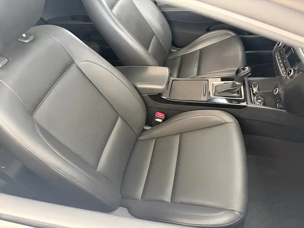 Hyundai Mistra 2019 1.8L AT GLS V