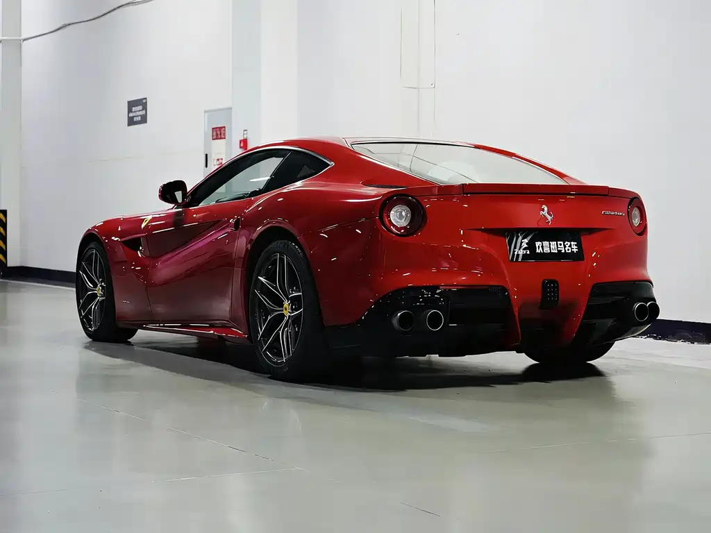 Ferrari F12berlinetta 2013 6.3L